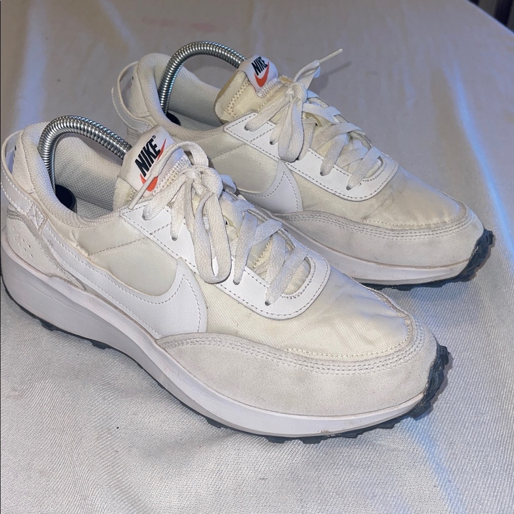 Nike Waffle Debut DH9523-100 Casual Shoes off White SZ 9 Women's GUC